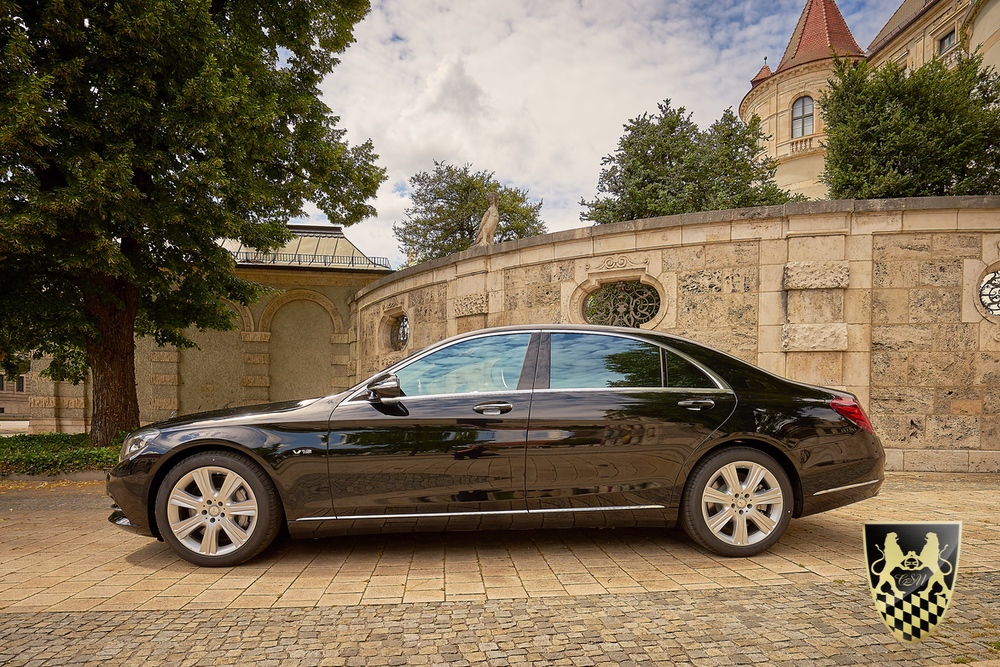 Chauffeurservice München I Mit Chauffeur Und Limousine