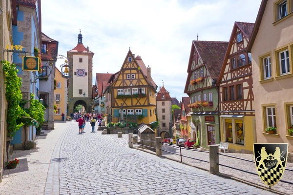 MUnich to Rothenburg transfer or or hours of booking with driver and luxury vehicle