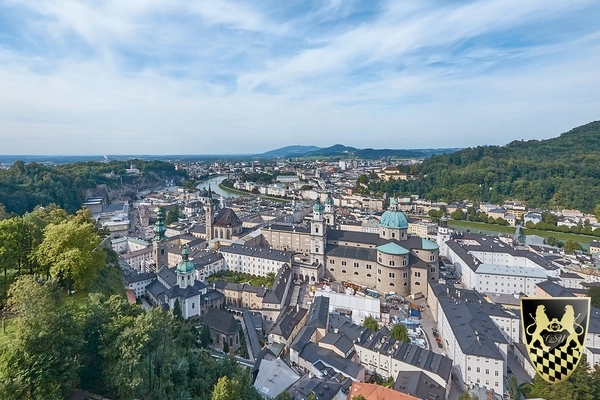 Eagles Nest and Salzburg Tour from Munich private driver and Tour Guide